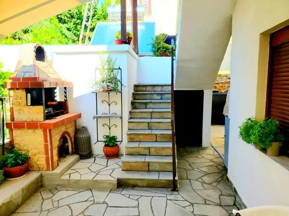 Gianni'S Apartment By The Sea Αμμουλιανή